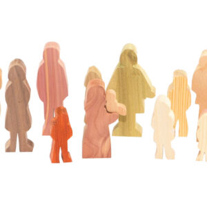 12 Multi-Wood Figures