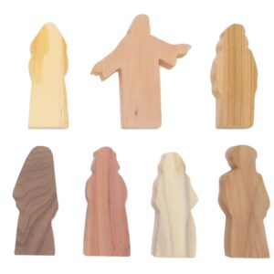 7 Multi-Wood Figures